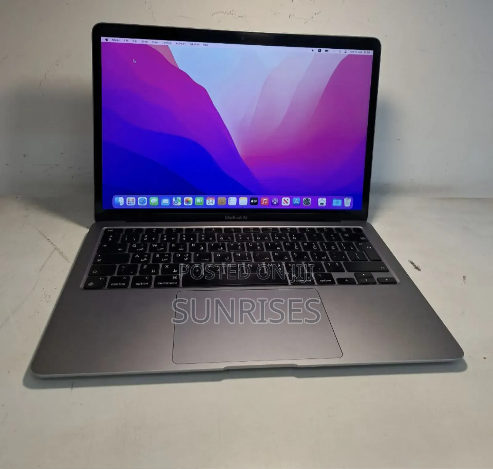 New Laptop Apple MacBook Air 2020 M1 8GB Apple M1 SSD 256GB