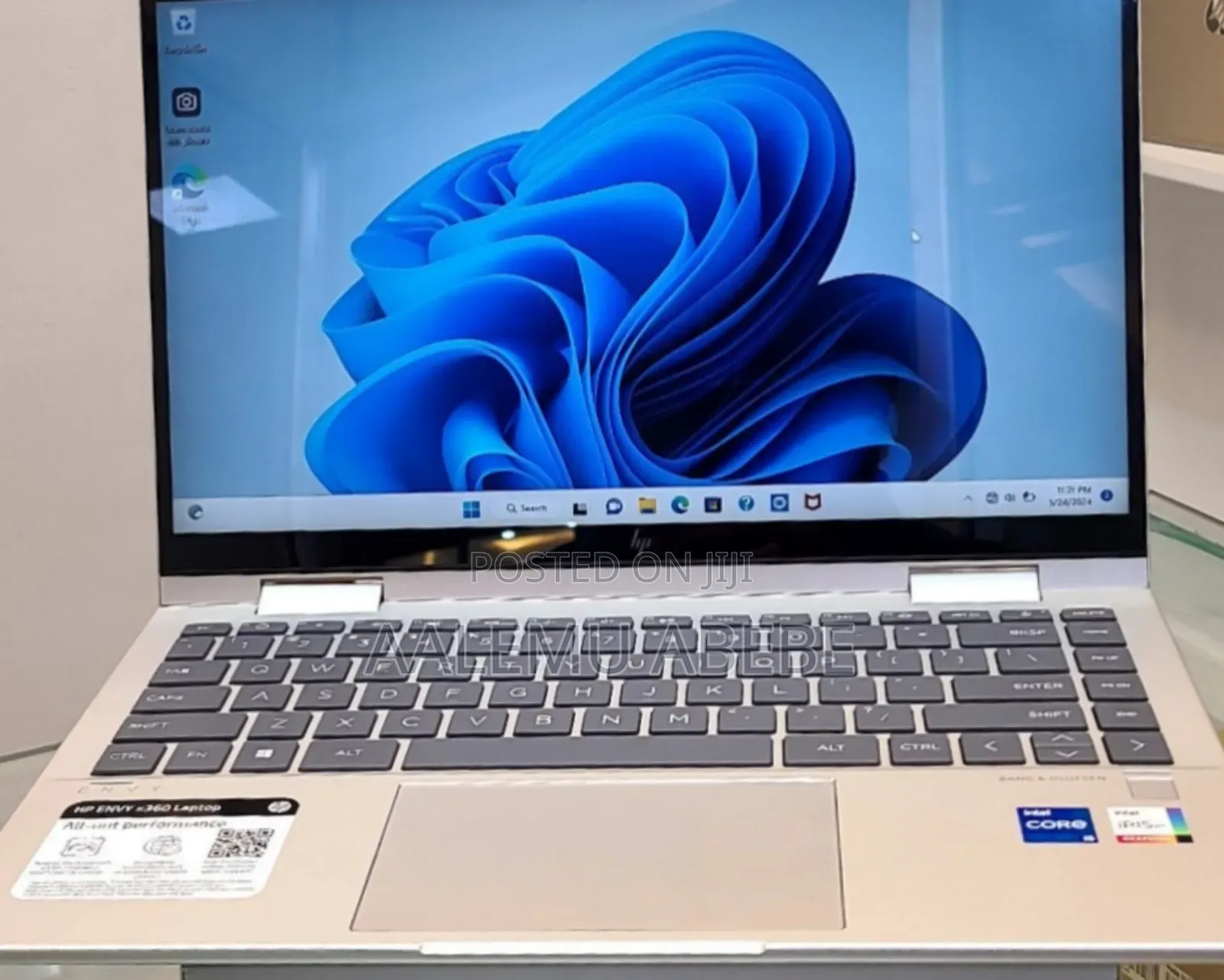 New Laptop HP Envy X360 8GB Intel Core I5 SSD 512GB