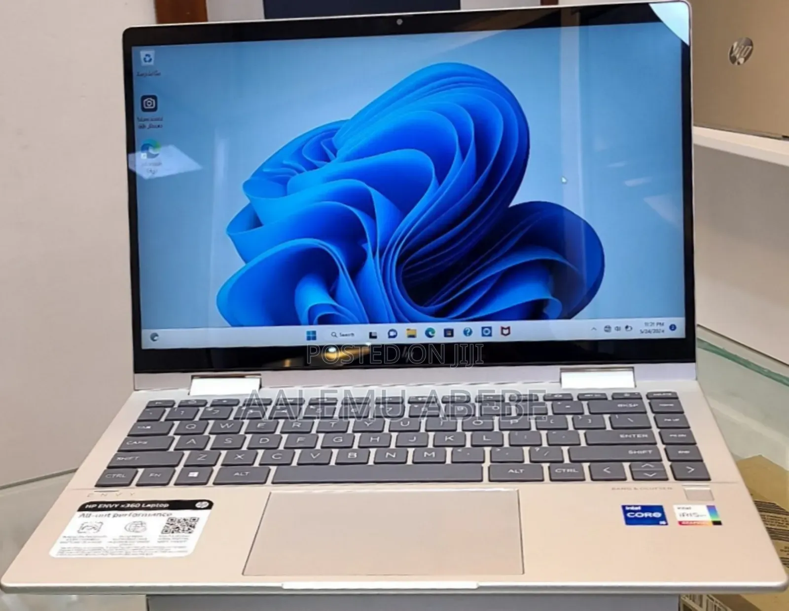 New Laptop HP Envy X360 8GB Intel Core I5 SSD 512GB