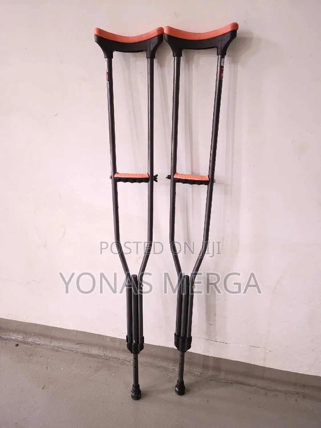 Underarm Crutches፭፭crunch፵፵crutches፴፴፴cranch፳፳crutches፻፱፱