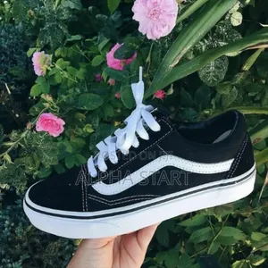 Photo - Vans Old School Good Quality Sneaker