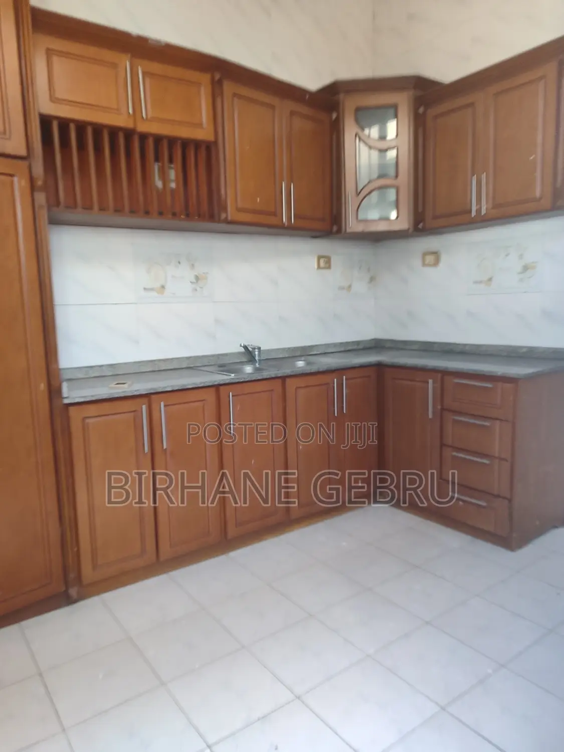 5bdrm Villa in Villa House Rent, Bole for rent