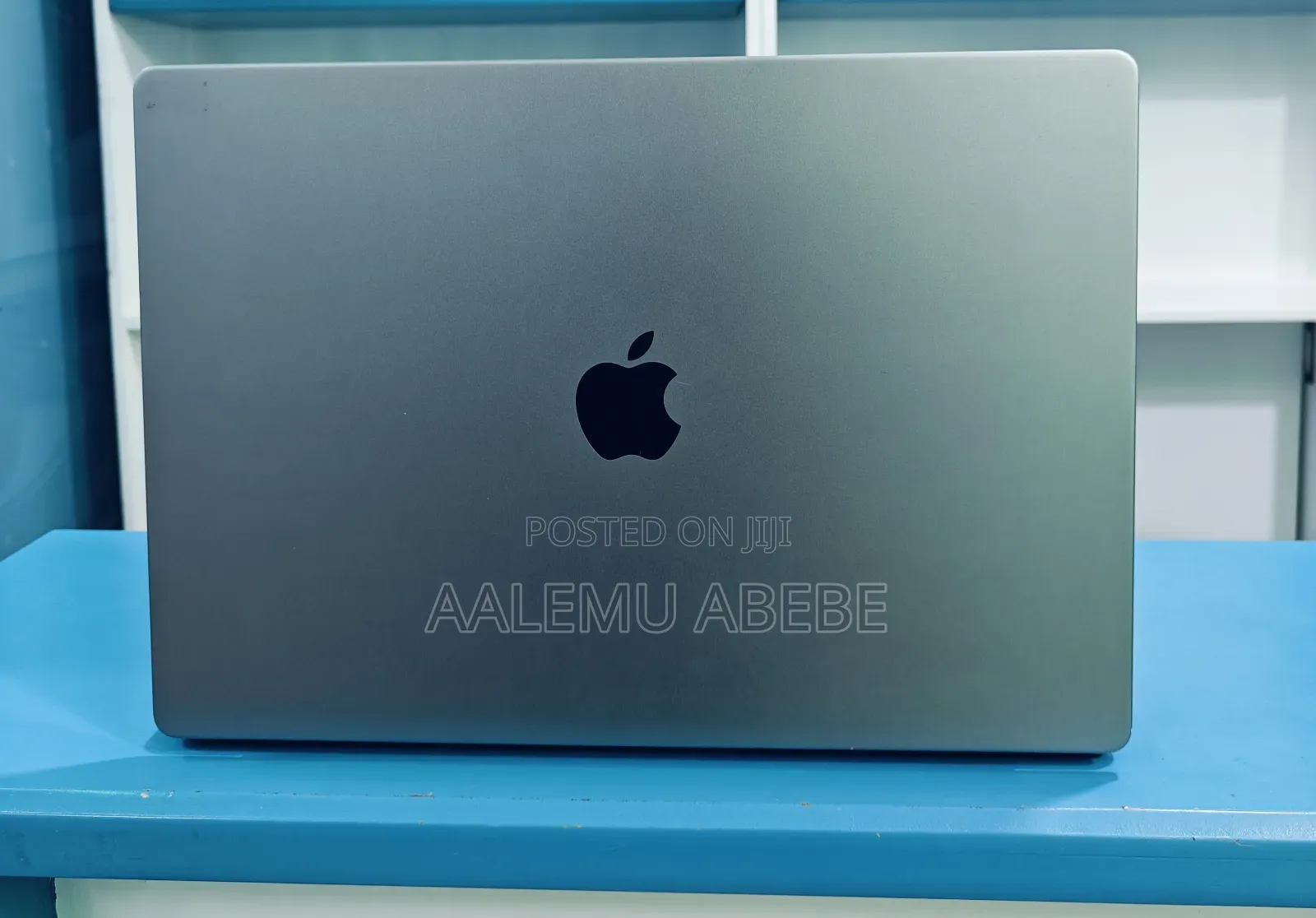 New Laptop Apple MacBook Pro 2021 M1 16GB Apple M1 Pro SSD 1T