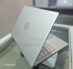 Photo - New Laptop HP 16GB Intel Core I5 SSD 512GB