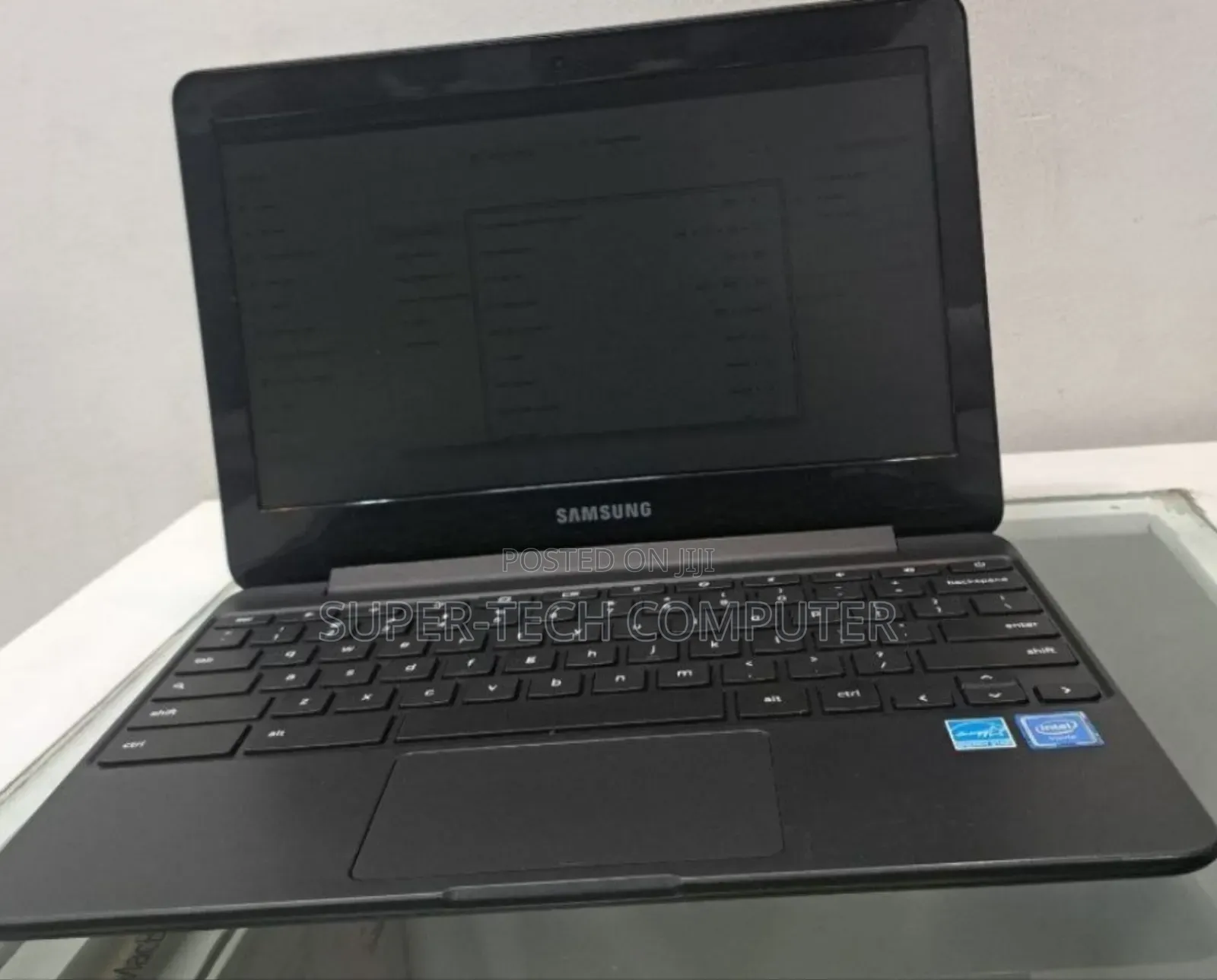 New Laptop Samsung Chromebook Pro 4GB Intel Celeron SSD 48GB