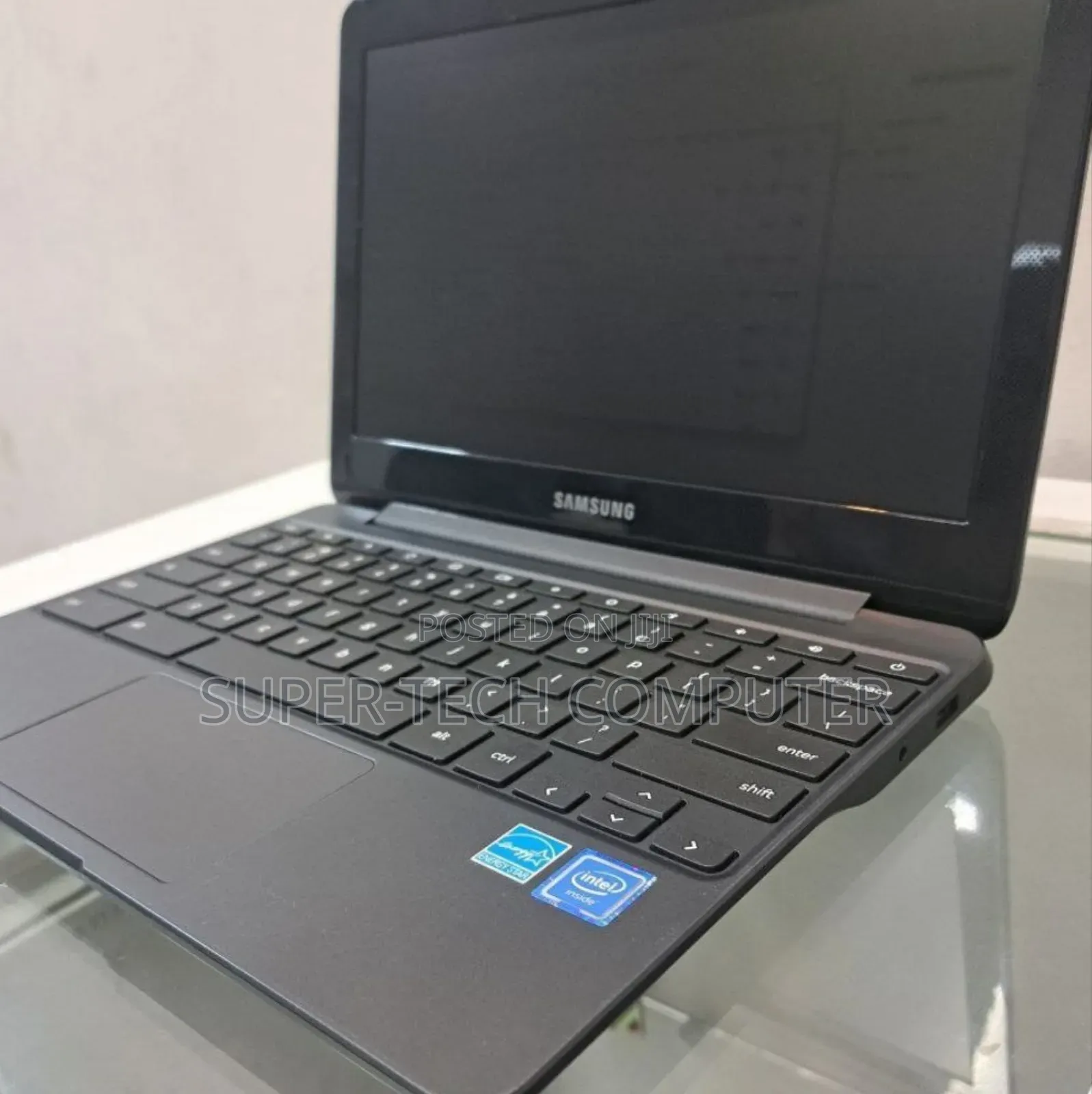 New Laptop Samsung Chromebook Pro 4GB Intel Celeron SSD 48GB