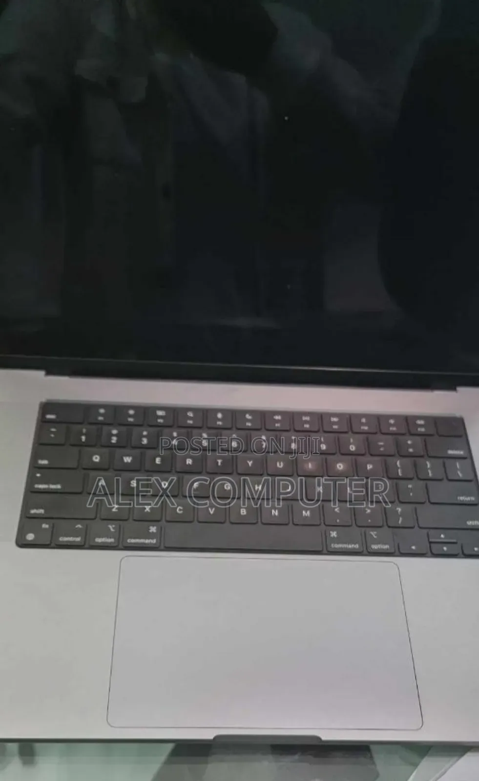 New Laptop Apple MacBook Pro 2021 M1 16GB Apple M1 Pro SSD 1T