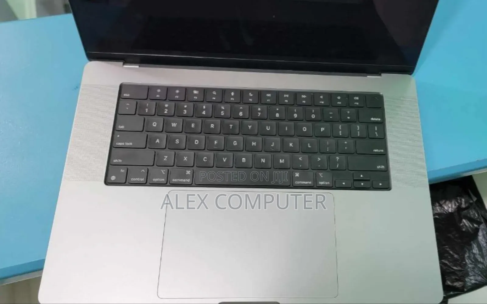 New Laptop Apple MacBook Pro 2021 M1 16GB Apple M1 Pro SSD 1T