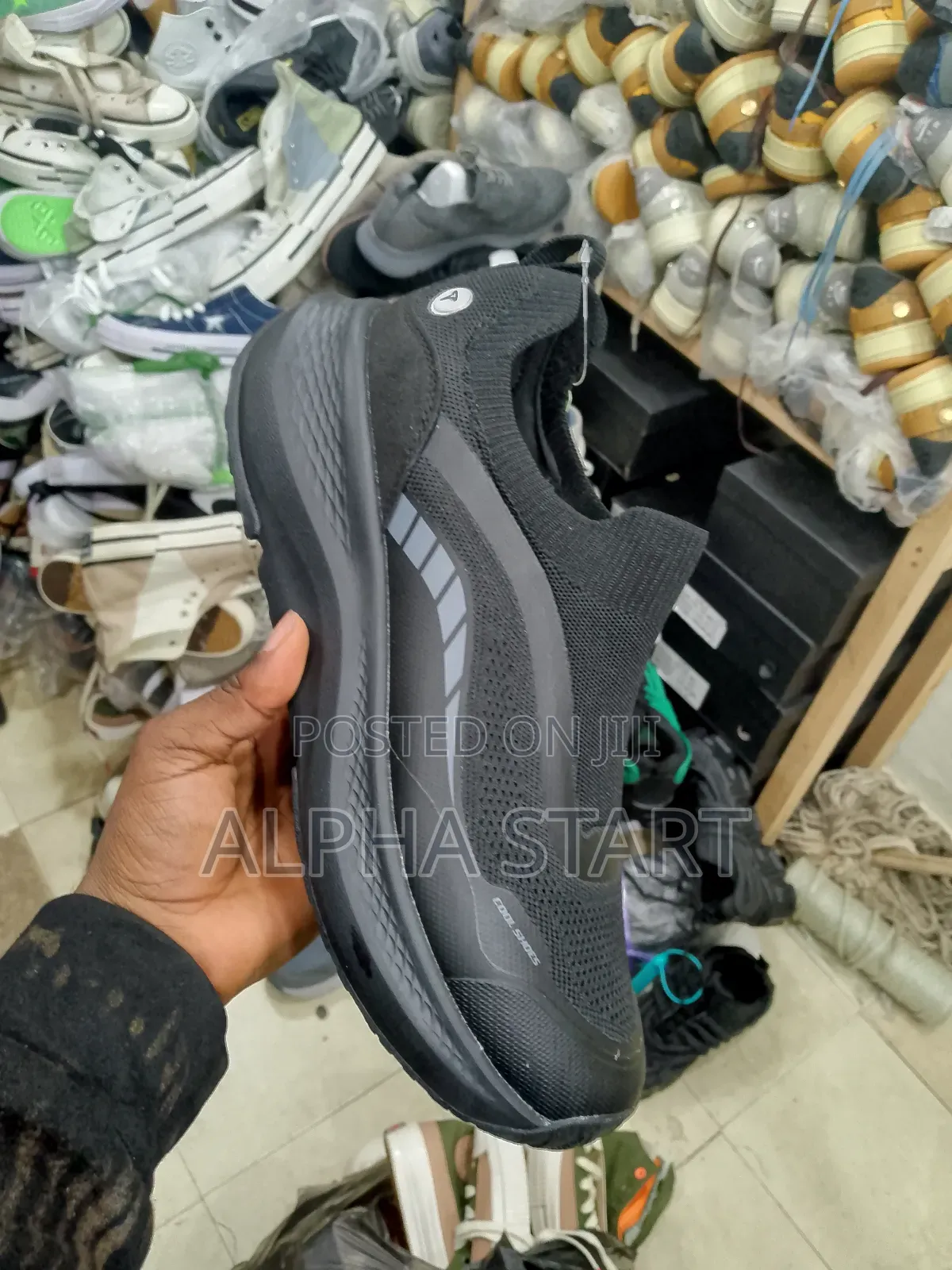 Skecher Black High Quality Snaeker for You