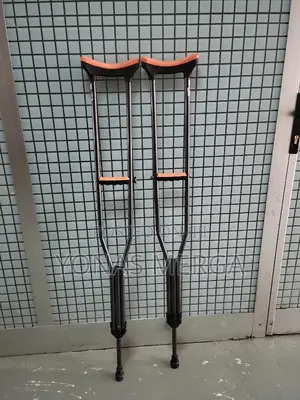 Photo - Crutches፹፯፯crunch፱፱crutches፼፲crutches፩፩crunch፳፩crutches