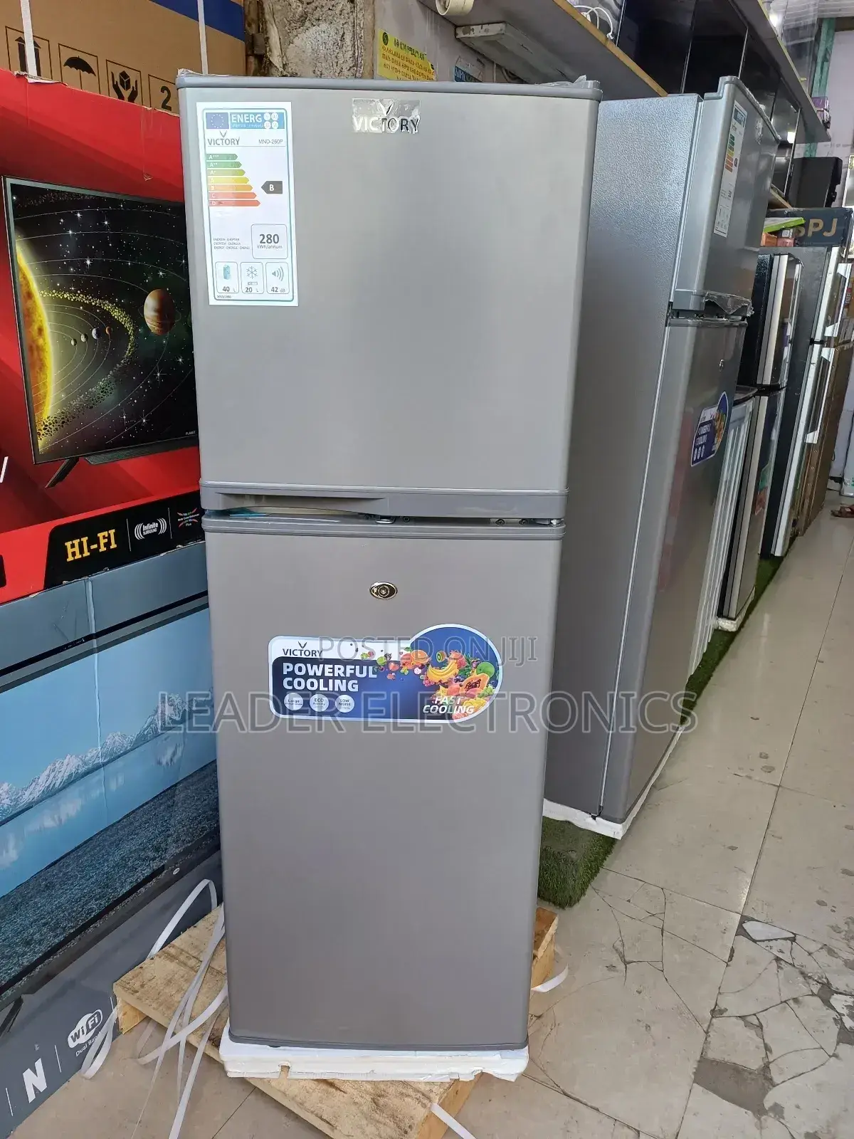 Victory Refrigerator 250