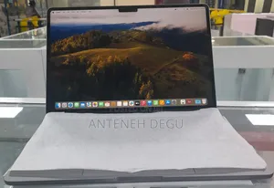 New Laptop Apple MacBook Air 2024 M3 13-Inch 16GB Apple M3 SSD 512GB