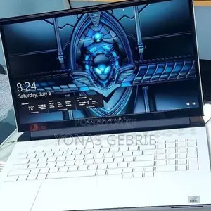 New Laptop Alienware M17x R2 16GB Intel Core I7 SSD 1T