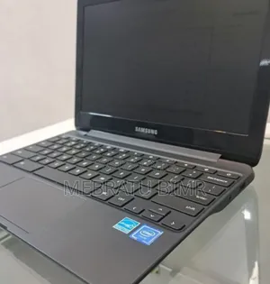 Photo - New Laptop Samsung Chromebook Pro 4GB Intel SSD 32GB
