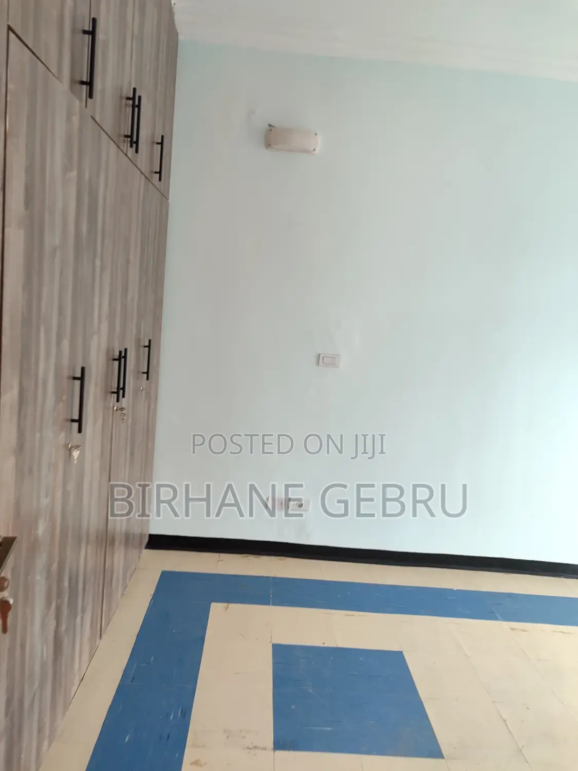 5bdrm Penthouse in Lixury Apartiment, Bole for rent