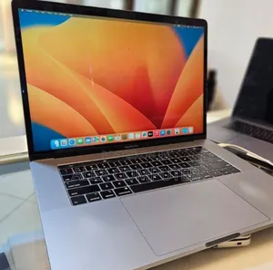 Photo - New Laptop Apple MacBook Pro 2018 32GB Intel Core I9 SSD 512GB
