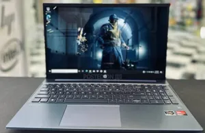 New Laptop HP 15-Da2933nia 16GB Intel Core I5 SSD 512GB