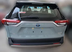 New Toyota RAV4 2024 Green