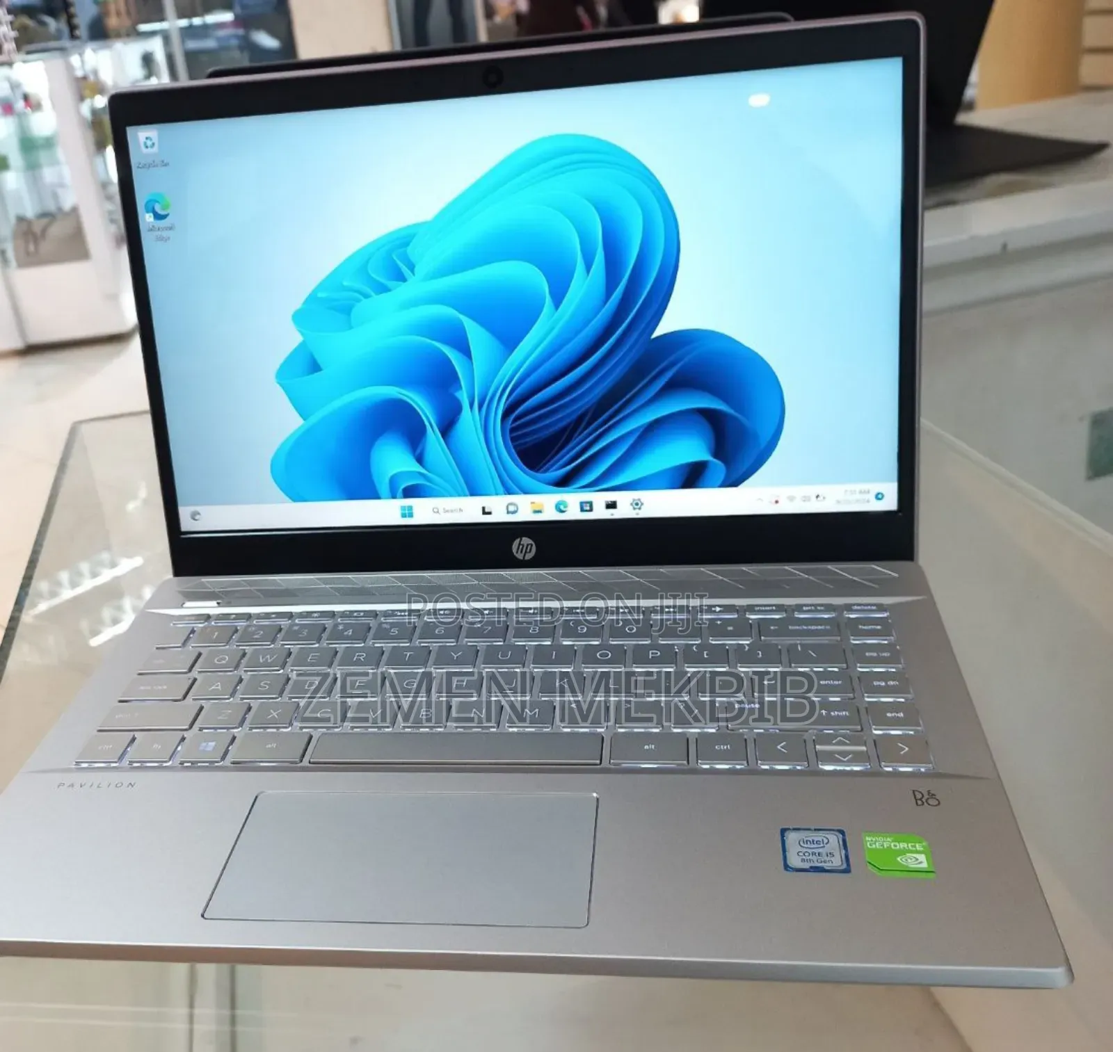 New Laptop HP Pavilion 15 8GB Intel Core I5 HDD+SSD 1.5T