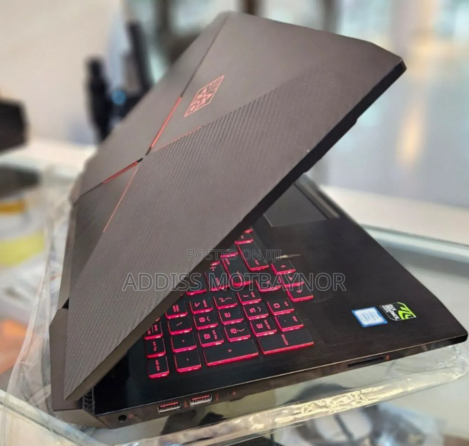 New Laptop HP 14-Dq1025cl 16GB Intel Core I5 SSD 512GB