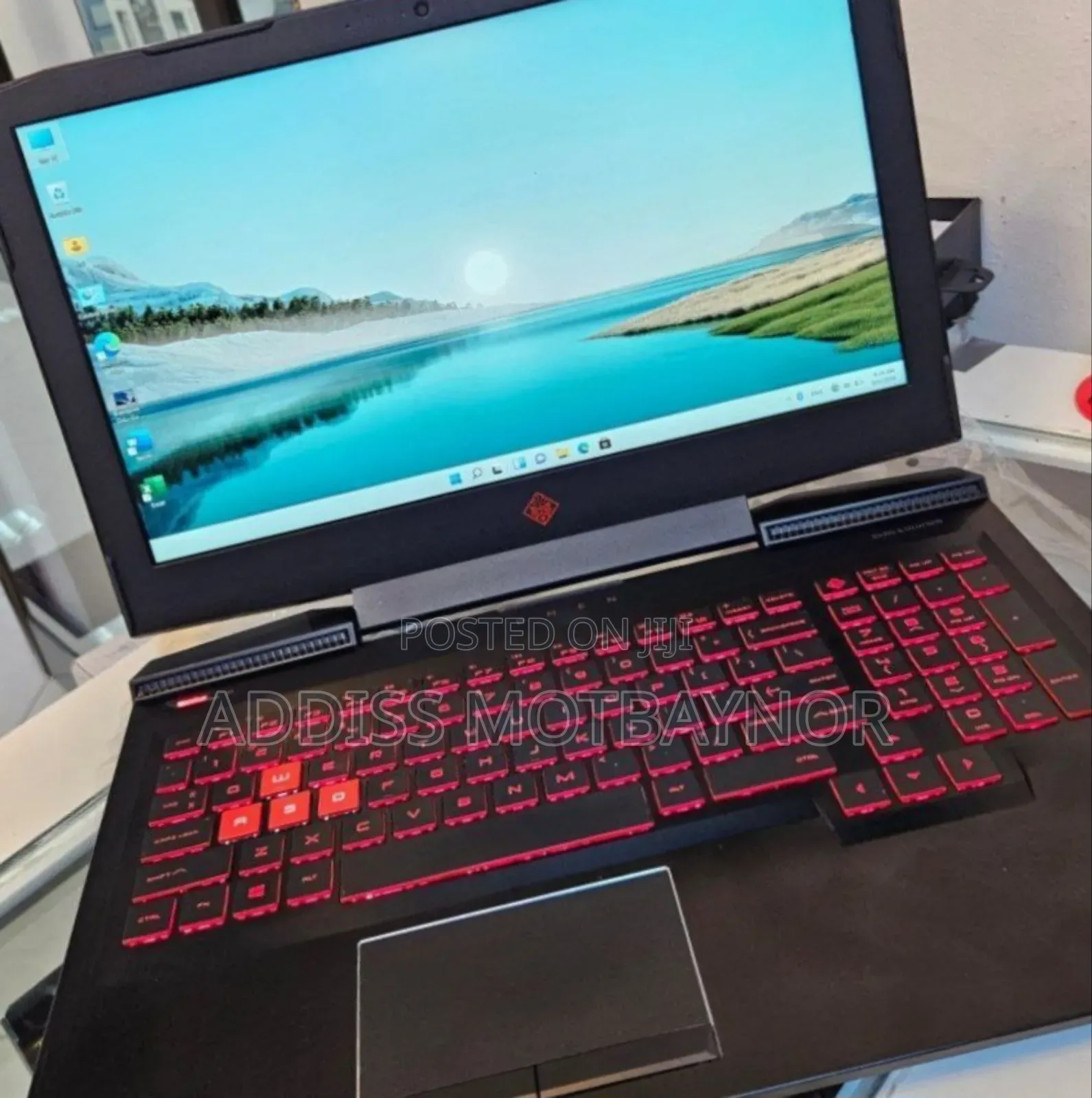 New Laptop HP 14-Dq1025cl 16GB Intel Core I5 SSD 512GB