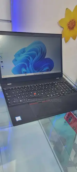 New Laptop Lenovo ThinkPad Yoga 16GB Intel Core I7 SSD 256GB