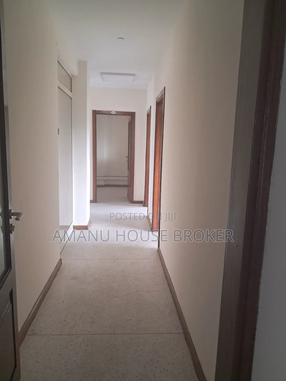 Urgent Rent Building for Office, Hospital, NGO Near Old Airp