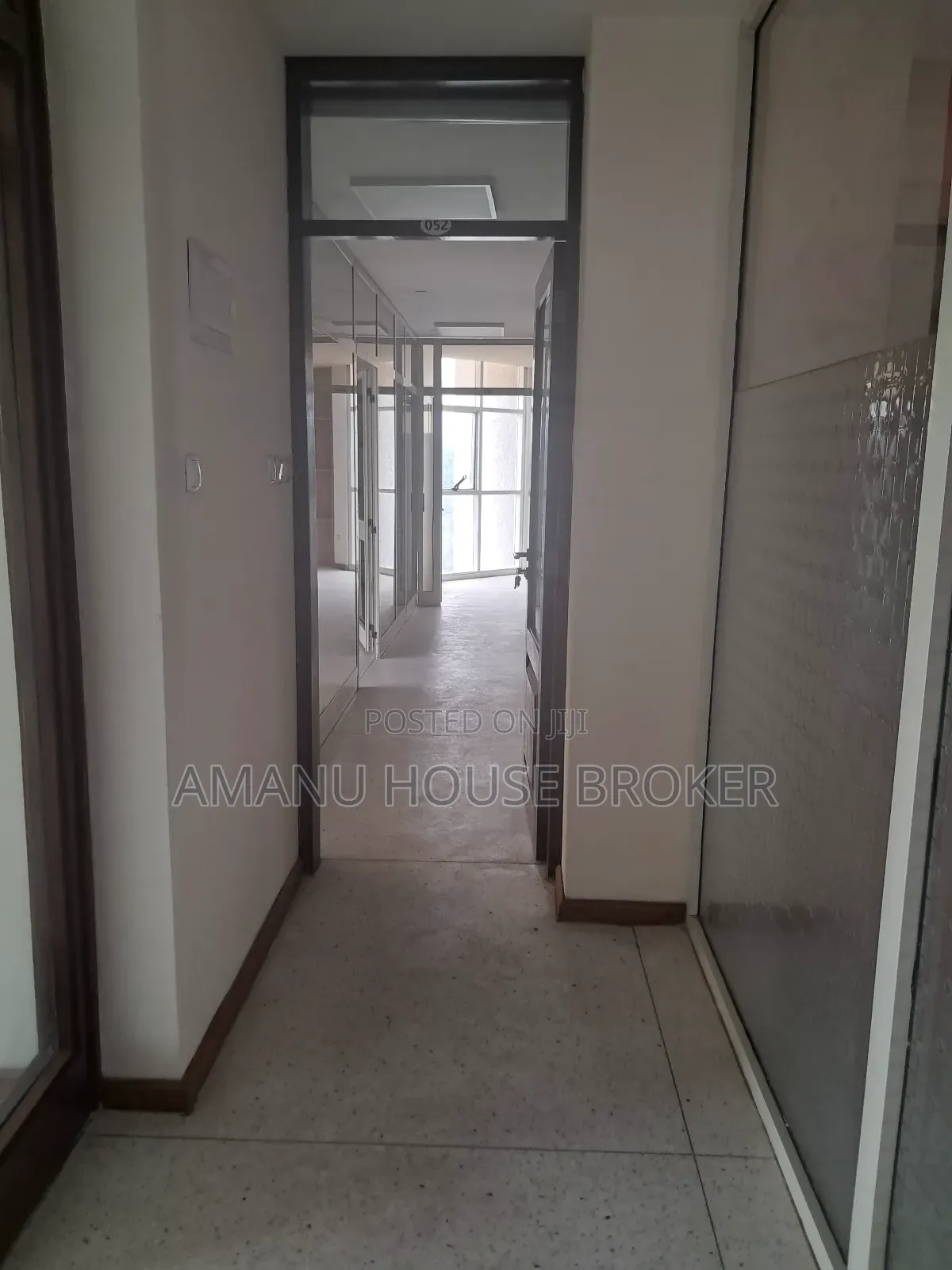 Urgent Rent Building for Office, Hospital, NGO Near Old Airp
