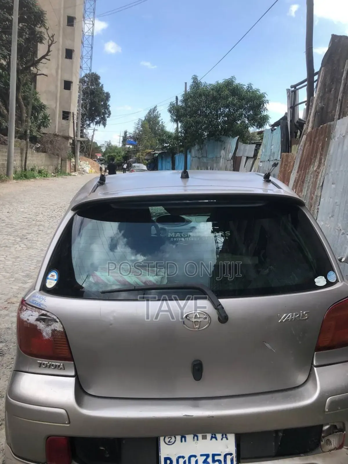 Toyota Vitz 2004 Beige