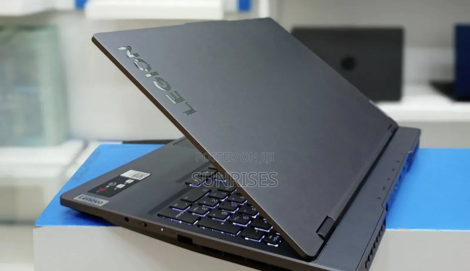 New Laptop Lenovo Legion 5 16GB AMD Ryzen 7 SSD 512GB