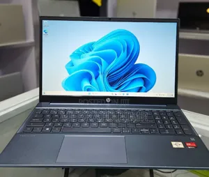 New Laptop HP Pavilion 10 16GB AMD SSD 512GB