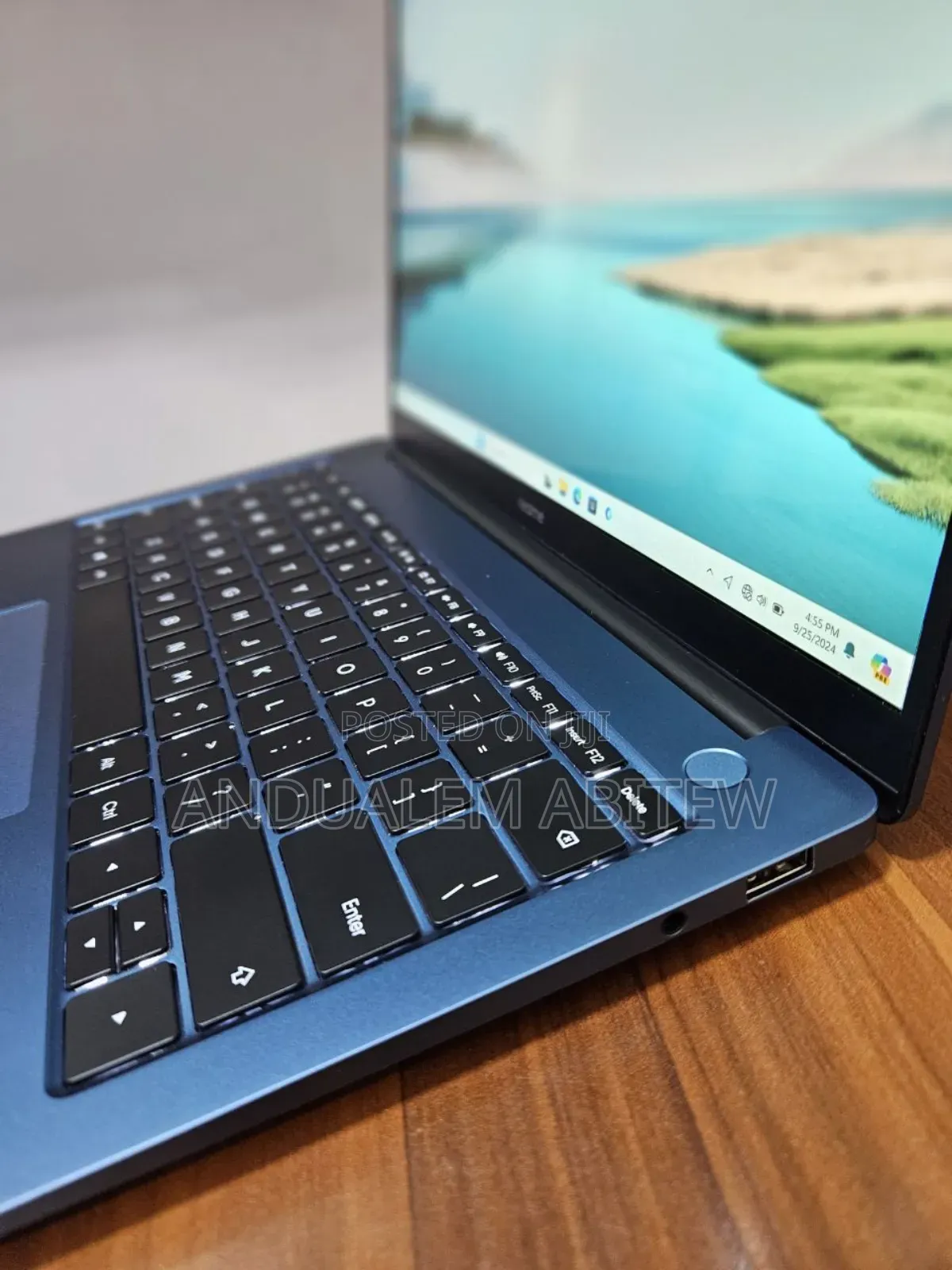 New Laptop 8GB Intel Core I5 SSD 512GB