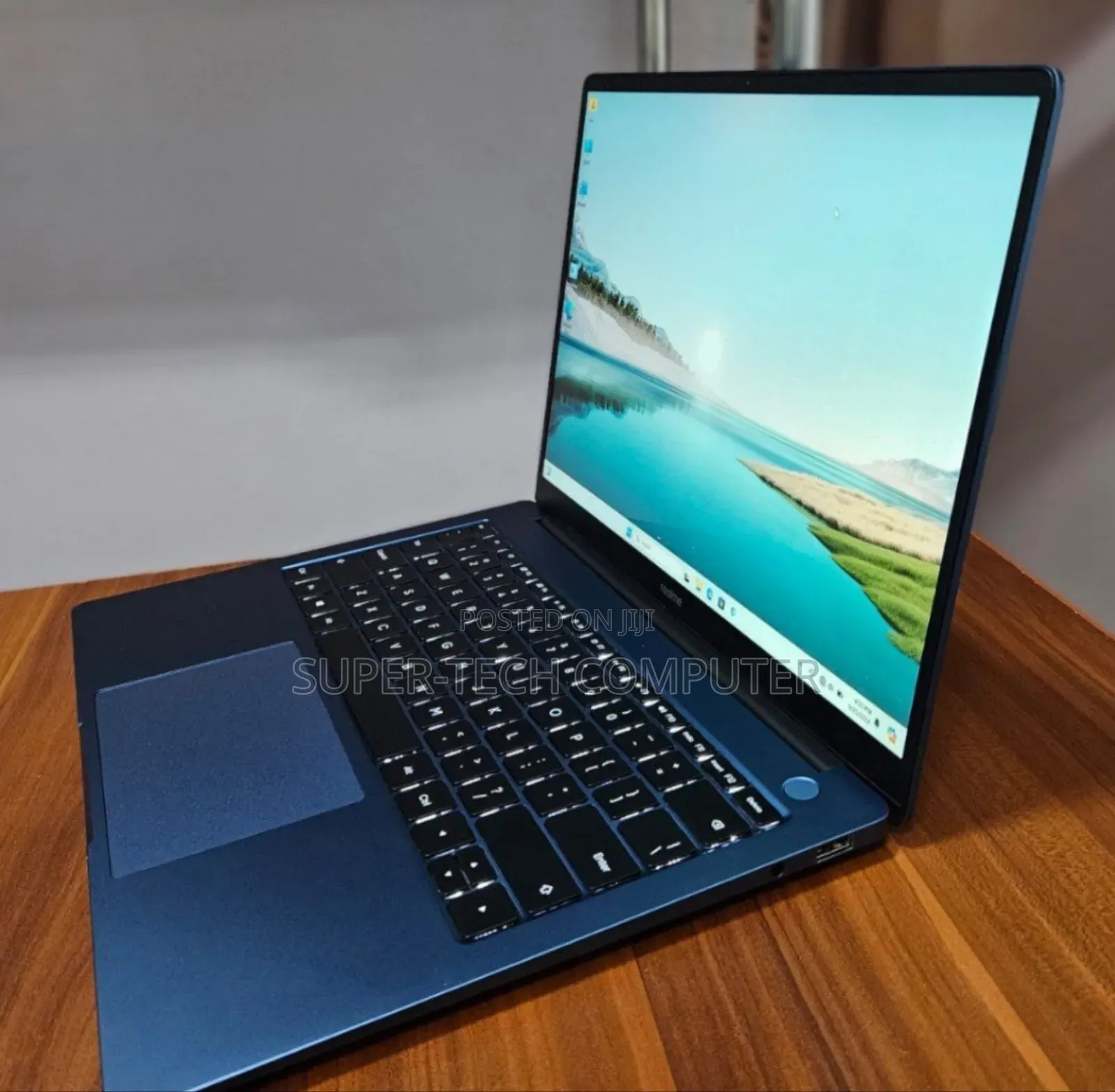 New Laptop 8GB Intel Core I5 SSD 512GB