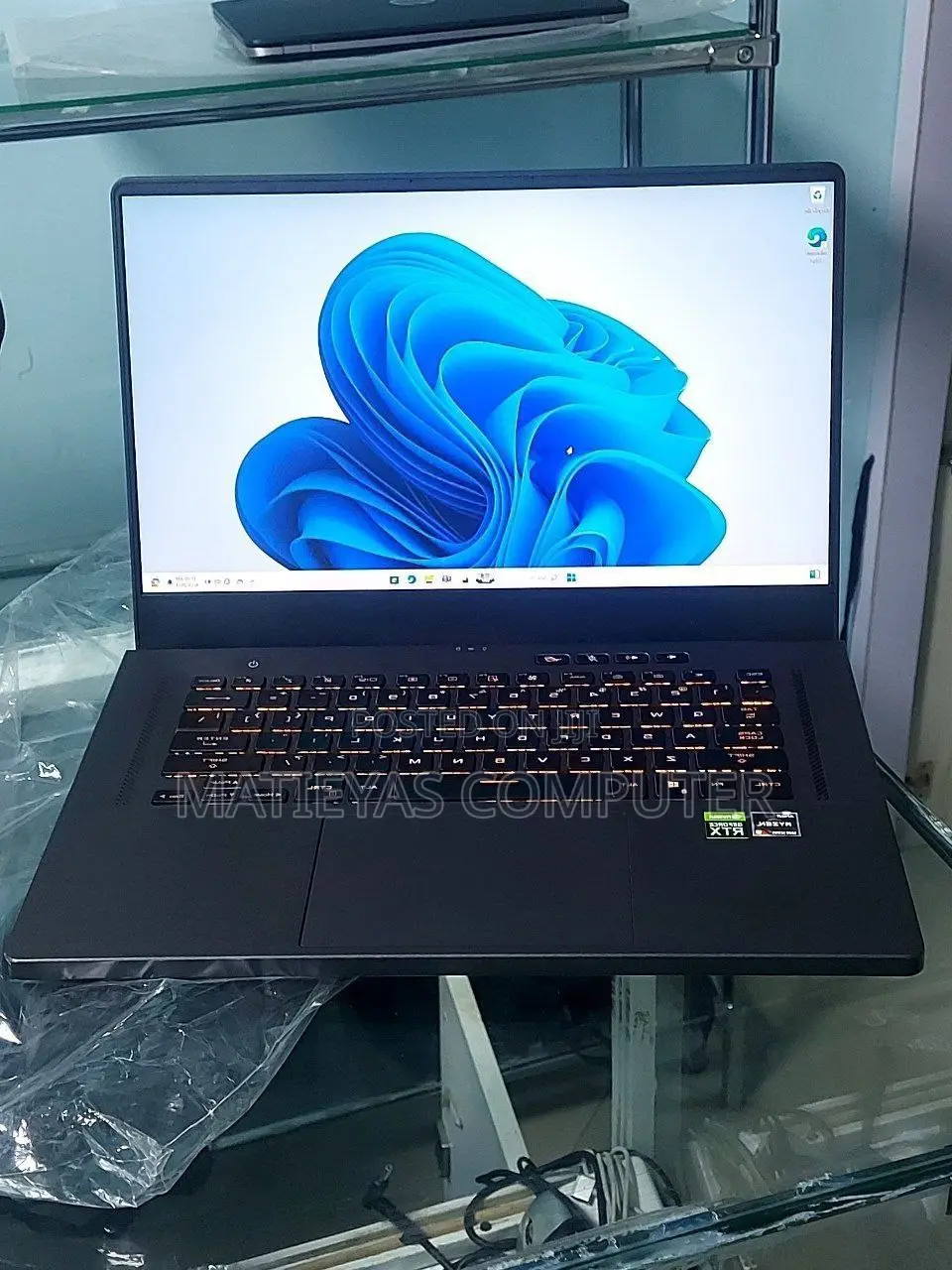 New Laptop Asus ROG Zephyrus G15 16GB Intel Core I7 SSD 512GB