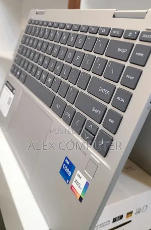 New Laptop HP Envy X360 8GB Intel Core I5 SSD 512GB