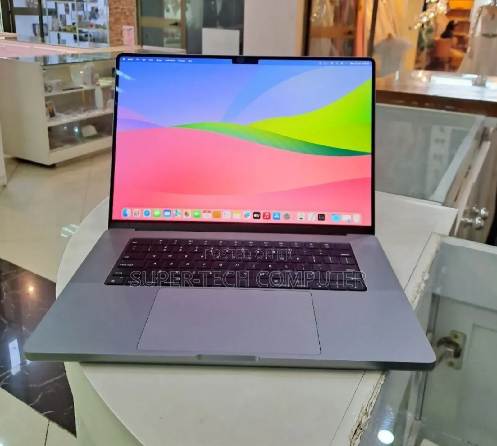 New Apple MacBook Pro 2023 M2 Pro 16-Inch 32GB Apple M2 SSD 512GB