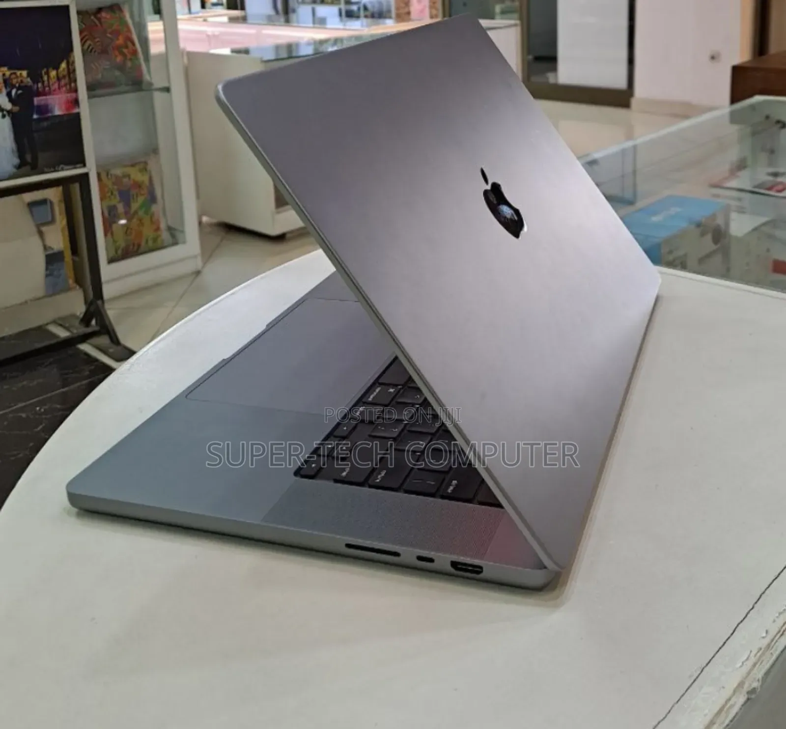 New Apple MacBook Pro 2023 M2 Pro 16-Inch 32GB Apple M2 SSD 512GB