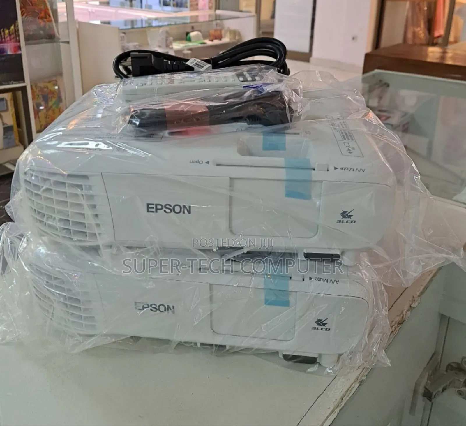 Epson Brand New X49 Projector for Sell