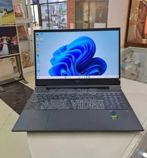 Photo - New Laptop HP Victus 16 16GB Intel Core i7 SSD 1T