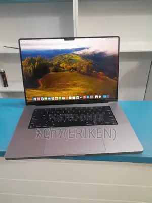 New Laptop Apple MacBook Pro M1 16GB Apple M1 Pro SSD 1T