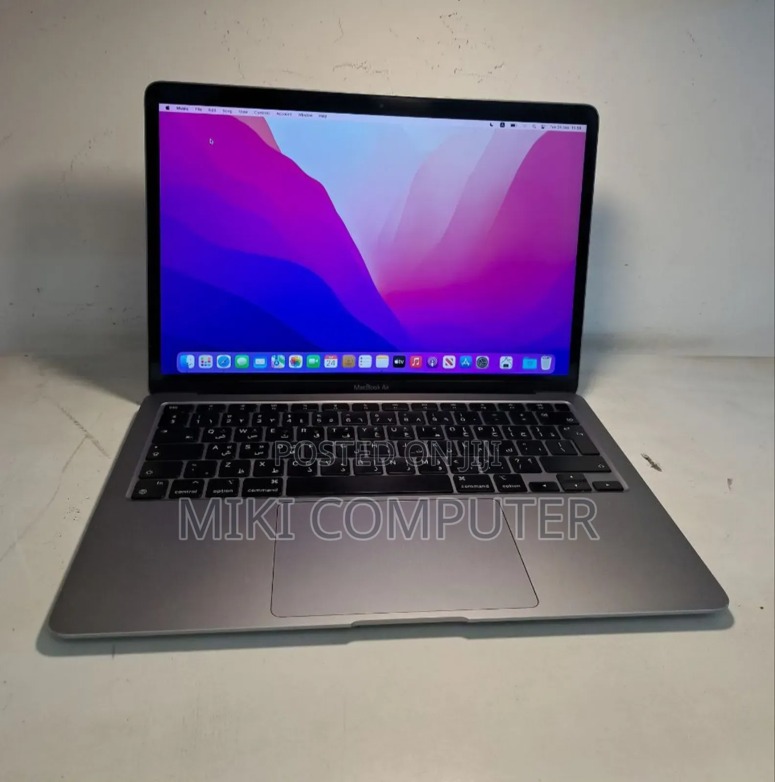 New Laptop Apple MacBook Air 2020 M1 8GB Intel SSD 256GB