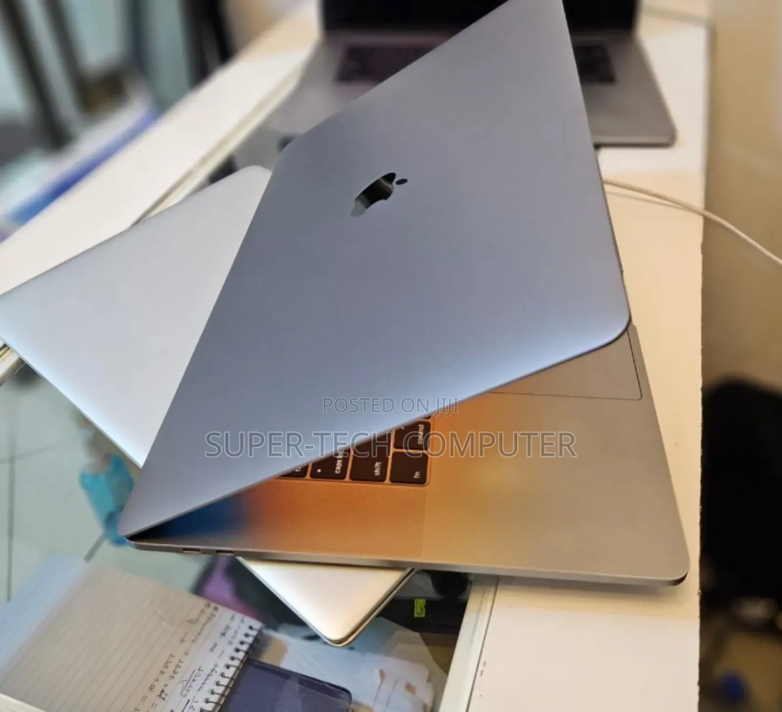 New Laptop Apple MacBook Pro 2019 16GB Intel Core I9 SSD 1T
