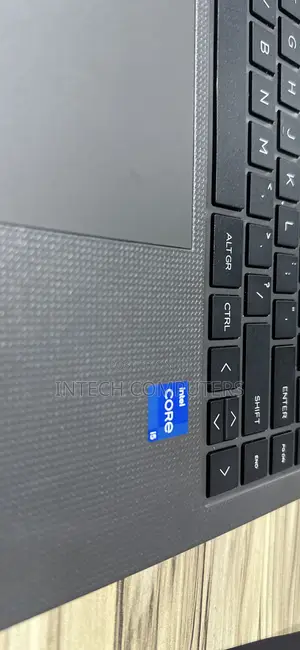 New Laptop HP 240 G9 16GB Intel Core I5 SSD 512GB