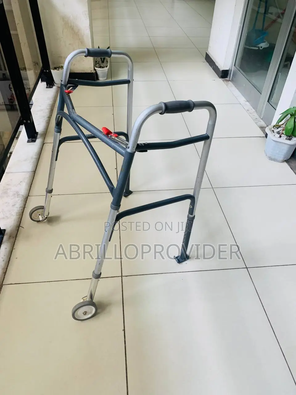 Walker Bariatric Heavy-Duty Folding Walker,Adjustable W