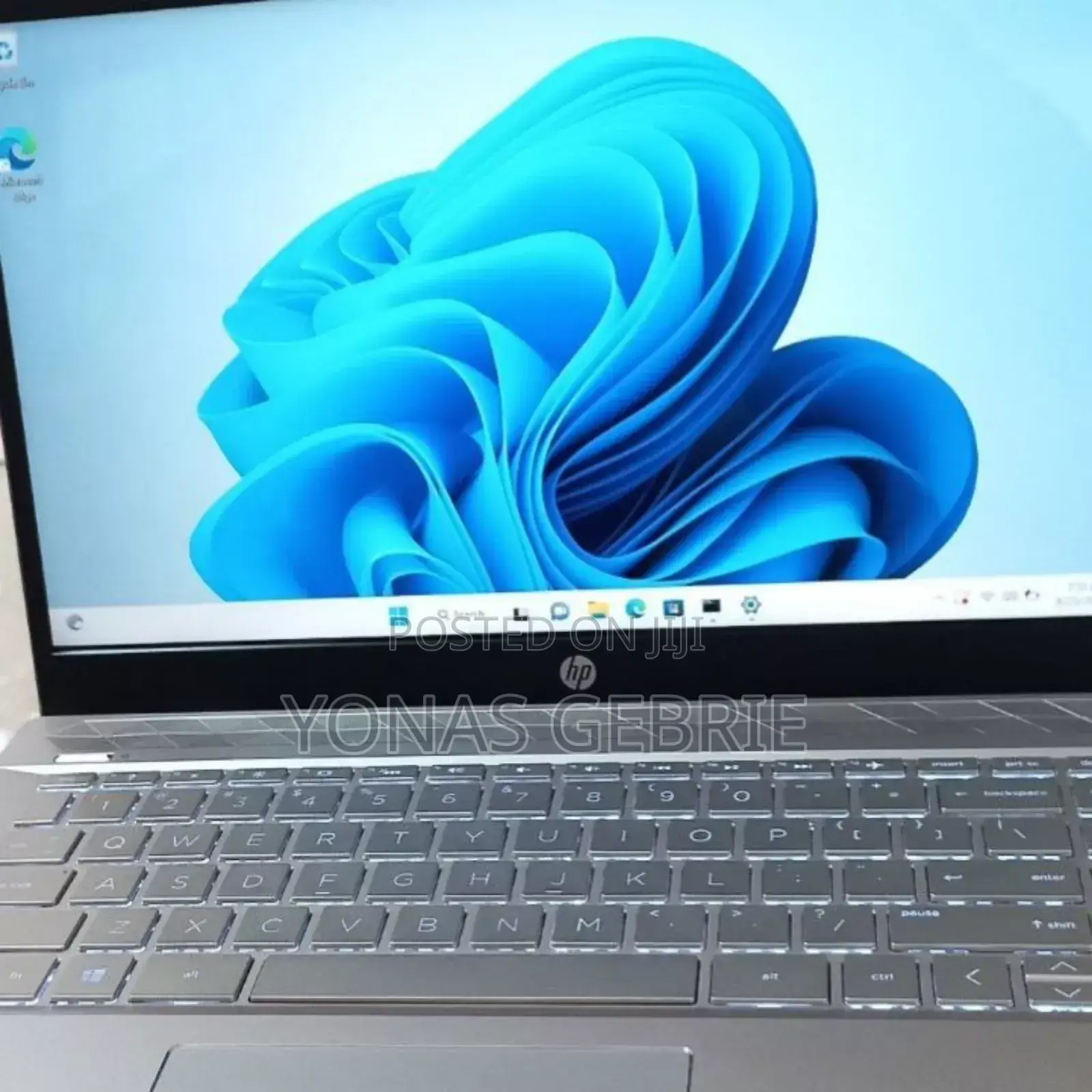 New Laptop HP Pavilion 14 8GB Intel Core I5 SSD 256GB