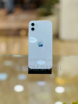 Photo - Apple iPhone 12 128 GB