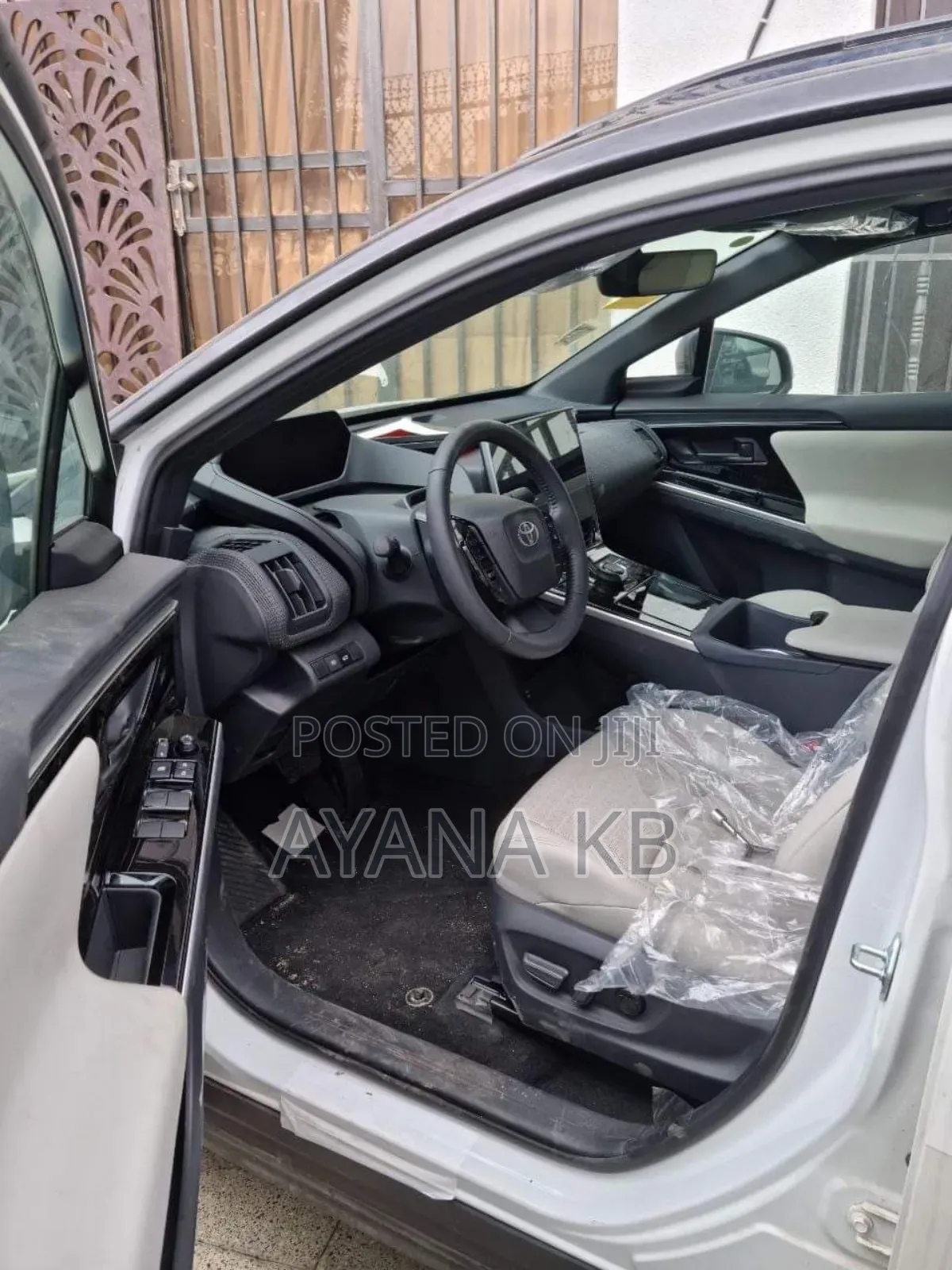 New Toyota bZ4X 2024 White