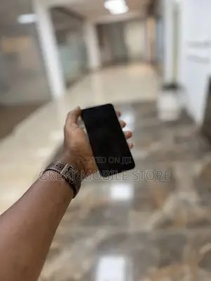 Apple iPhone 11 128 GB Silver