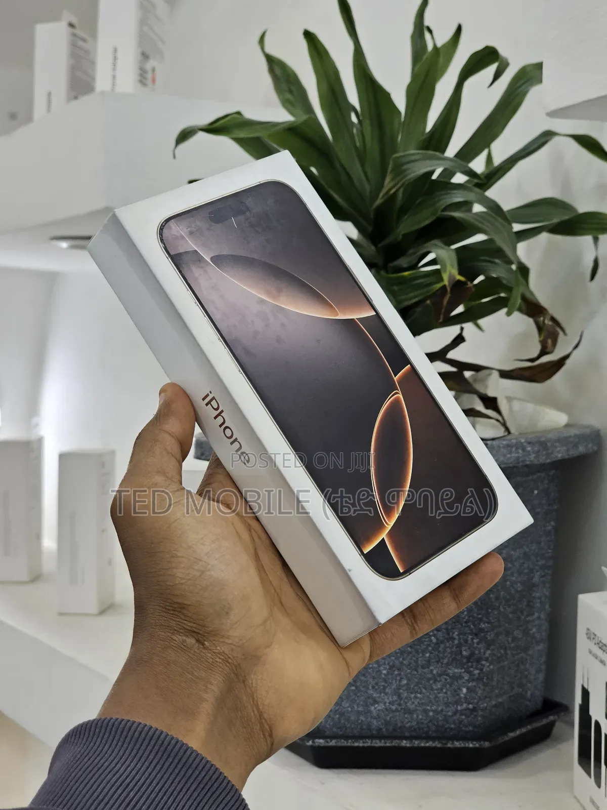 New Apple iPhone 16 Pro Max 256 GB