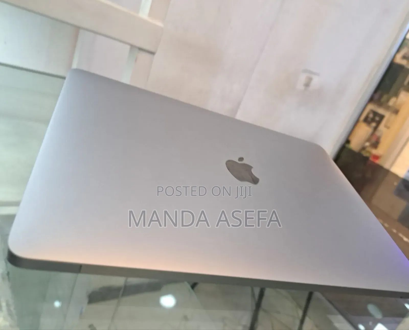 New Laptop Apple MacBook Air 2019 8GB Intel Core I5 SSD 128GB